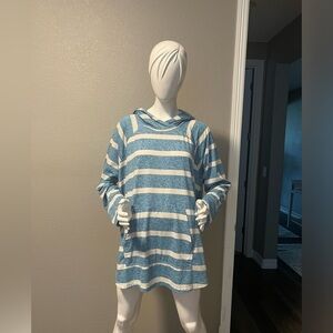 LuLaRoe Amber Hoodie Size 3X